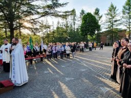 Nabożeństwo do MB Fatimskiej z procesją, 13.05.2025